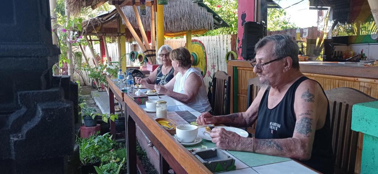 Khrisna Sunrise Homestay Tulamben Ngoại thất bức ảnh