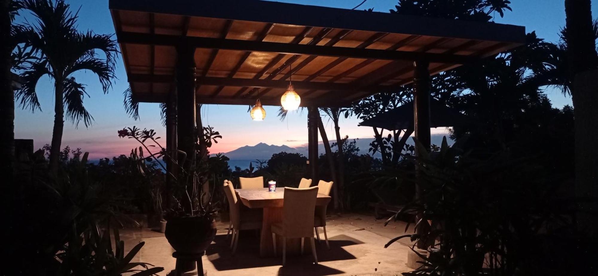 Khrisna Sunrise Homestay Tulamben Ngoại thất bức ảnh