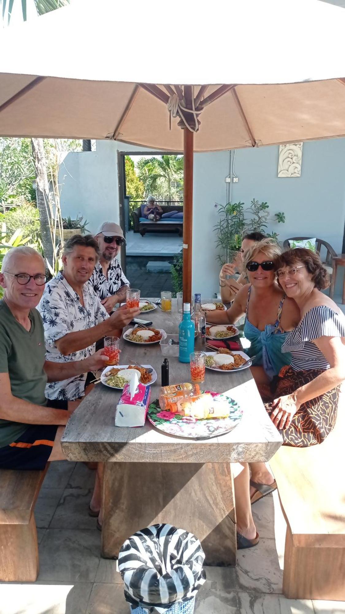 Khrisna Sunrise Homestay Tulamben Ngoại thất bức ảnh