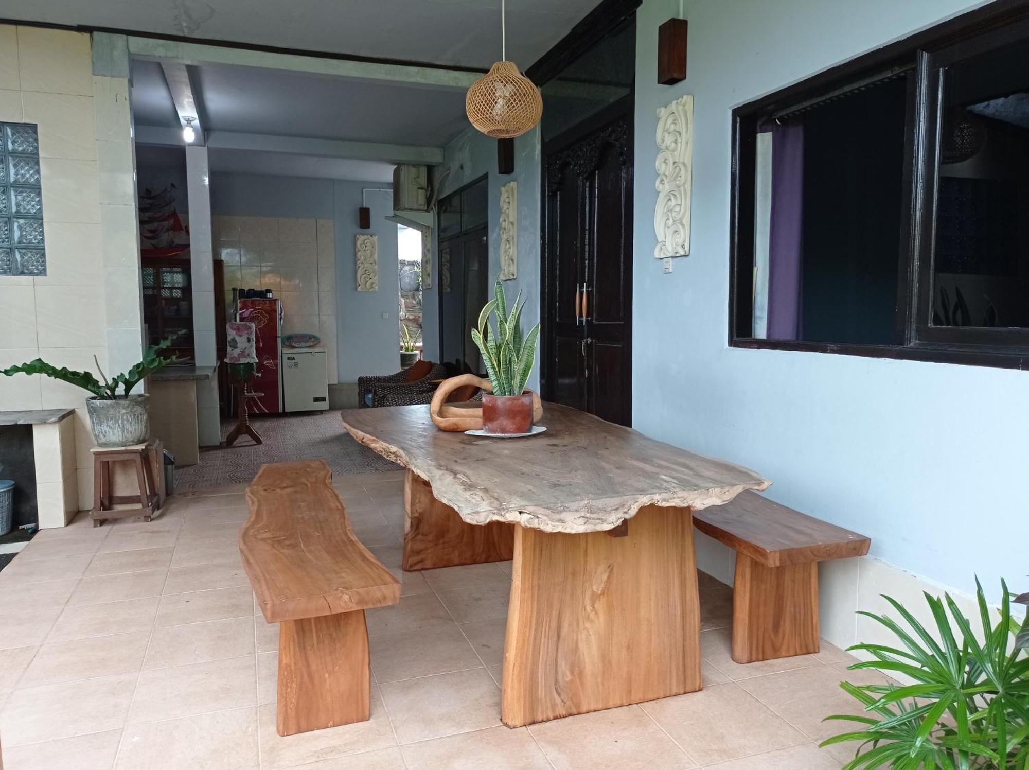 Khrisna Sunrise Homestay Tulamben Phòng bức ảnh